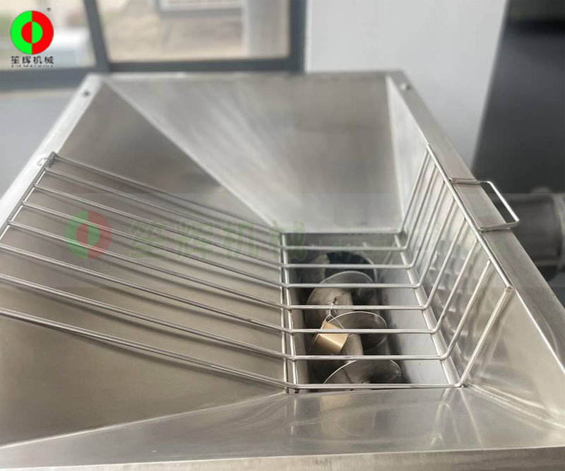 大型魚肉精濾機(jī)