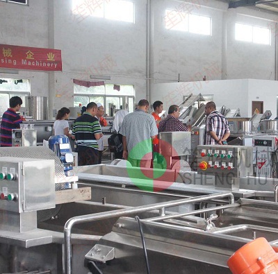 馬來西亞SYED MOHD FOOD(M) SDN BHD公司客人組團到我司調(diào)研并購買肉丸生產(chǎn)線