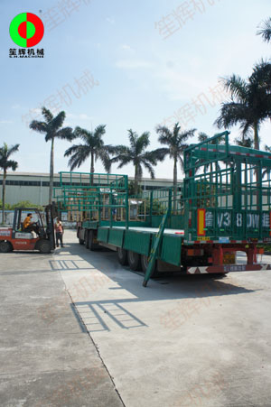 山東客戶定制的蔬菜清洗加工生產(chǎn)線順利出貨！