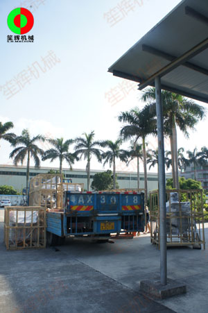 華北地區(qū)客戶訂購(gòu)渦流清洗機(jī)組及連續(xù)式脫水機(jī)順利裝車出貨