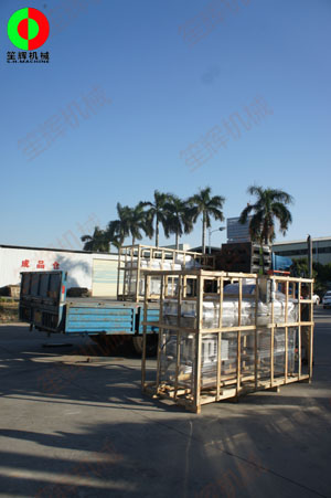 安徽客戶訂購(gòu)的果蔬清洗機(jī)等食品加工機(jī)械按期交付！