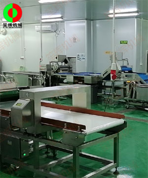 珠?？蛻舻诙钨徺I食品加工機(jī)械安裝現(xiàn)場