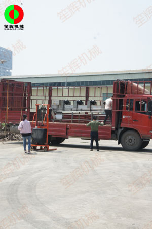 蔬果去皮清洗\提升風干等加工處理設備裝車發(fā)往惠州客戶！