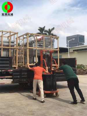 渦流洗菜機(jī)等蔬果清洗加工機(jī)械發(fā)貨交付江西客戶！