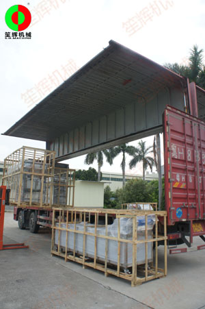 氣泡洗菜機(jī)、渦流洗菜機(jī)等多套蔬果清洗加工設(shè)備交付上?？蛻?！