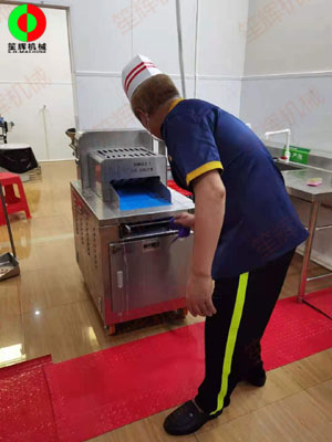 湛江某大型凈菜加工配送中心上線設(shè)備投入運(yùn)營(yíng)！