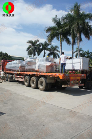 廣西某新建大型食品加工配送中心訂購(gòu)的大批設(shè)備準(zhǔn)備裝車(chē)駐場(chǎng)！