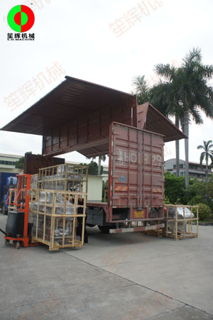 湖南經(jīng)銷定制的多套渦流洗菜機(jī)等設(shè)備專車(chē)發(fā)貨交付！