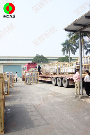 蔬果無損清洗線和渦流洗菜機(jī)及氣泡洗菜機(jī)等大批加工機(jī)設(shè)備交付客戶！